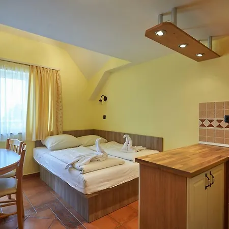 Apartmaji Kope * Razborca