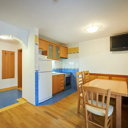 Apartmaji Kope Appartamento *