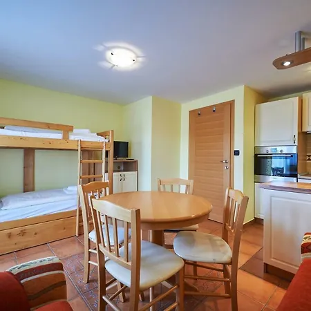 Apartmaji Kope Appartamento Razborca