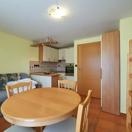 Apartmaji Kope * Razborca